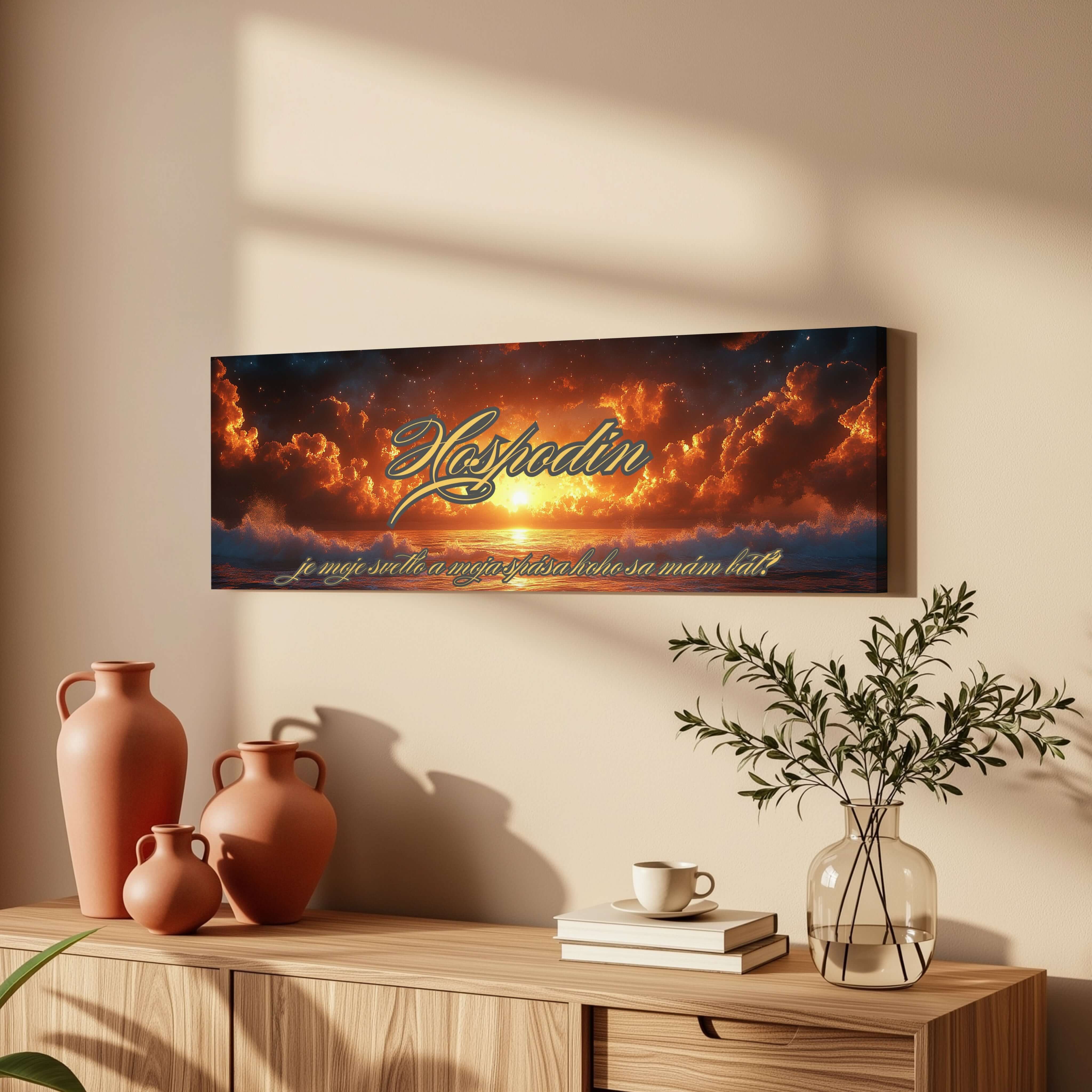 Obraz na stenu s textom "Hospodin je moje svetlo a moja spása" na pozadí s dramatickými mrakmi.