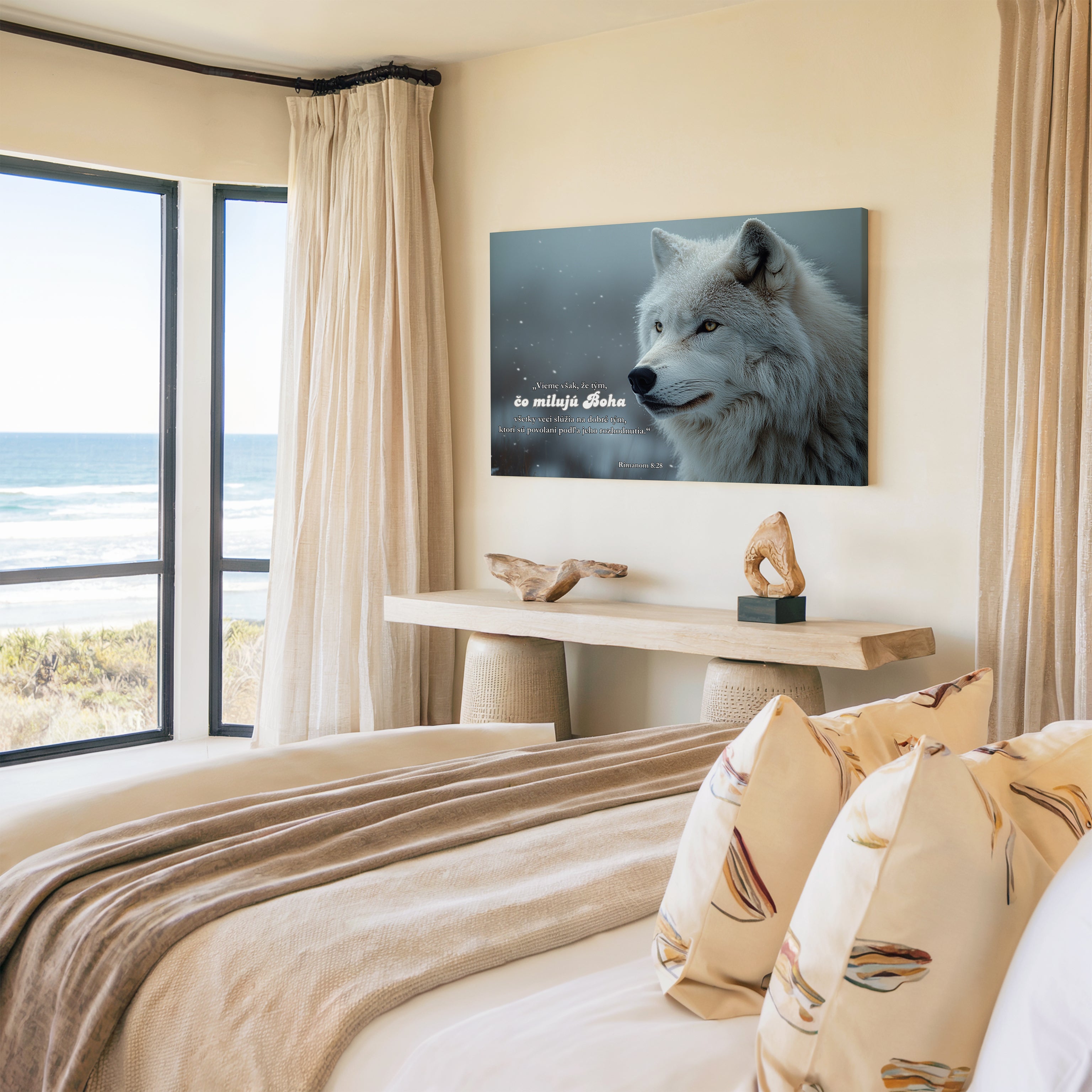 Obraz na stenu s bielym vlkom v modernom interiéri s výhľadom na oceán.